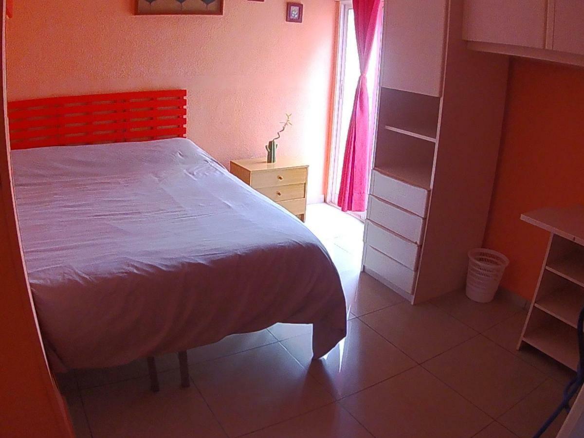 Comoda Habitacion 圣维森特德尔拉斯佩奇 外观 照片